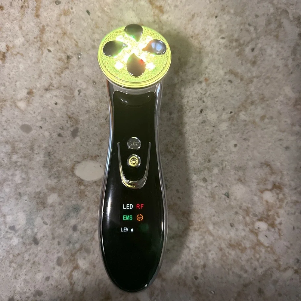 Face Red & Blue Light 4 In 1 Radio Frequency Hand Held Device with Charger